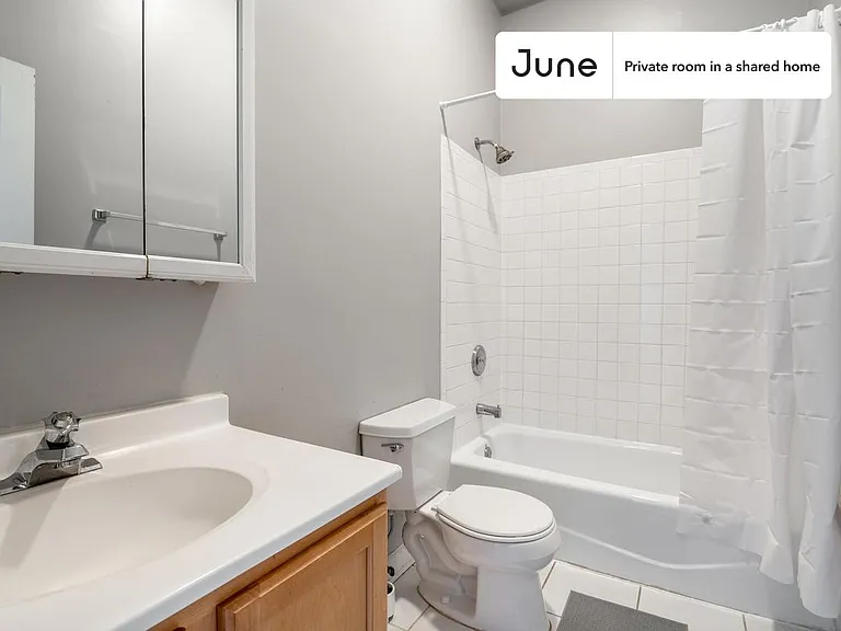 20 S Seeley Ave #A — Photo 16