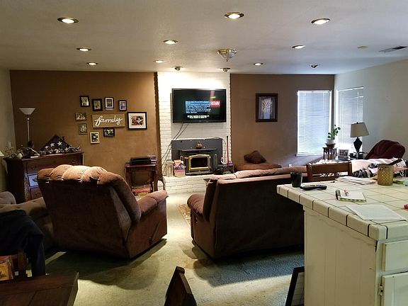 2nd image of 2408 Summerfield Dr