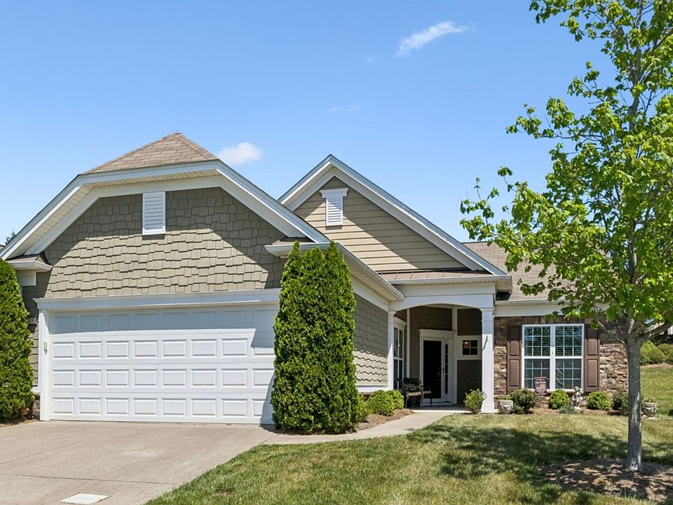 1st image of 318 Palisade Dr