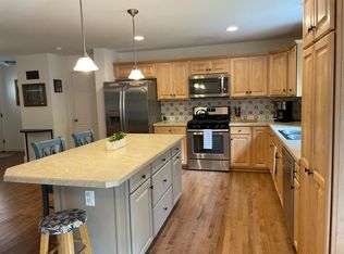 932 Silver Creek Rd, Marquette, MI 49855