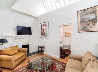 19 W 8th St APT 8, New York, NY 10011