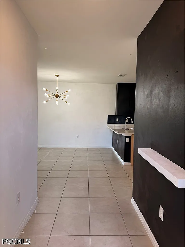 2 bed, 2.0 bath, 1342 sqft, $1,800 — Photo 2