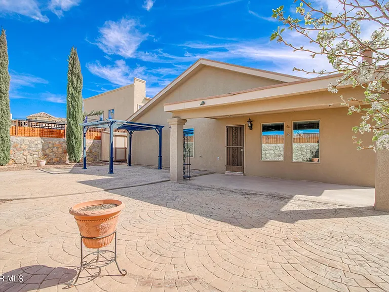 12215 Stansbury Dr — Photo 12