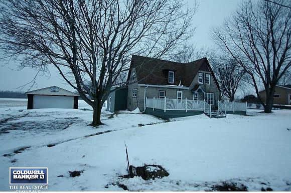 Welcome to 18333 W Quarry Rd