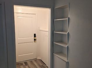 587 E Arrow Hwy, Upland, CA 91786