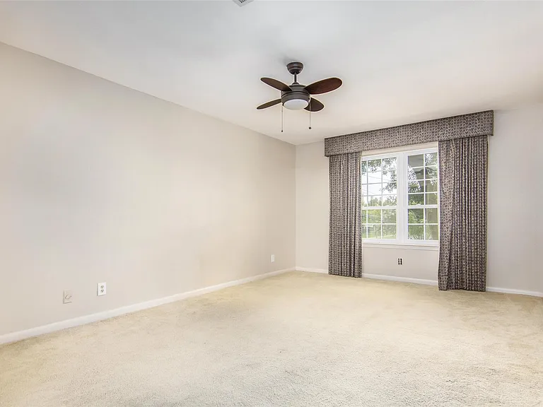 4800 Palmetto St — Photo 13