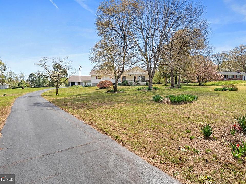 1st image of 13349 Brock Ln