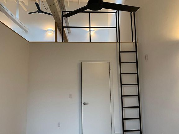 4th image of 50 Sprague St #206