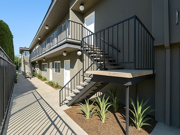 2nd image of 12240 Pacific Ave APT 1