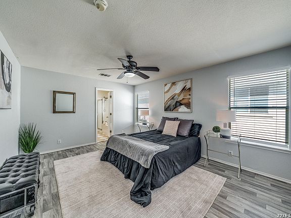5th image of 4102 Texas Palm Dr