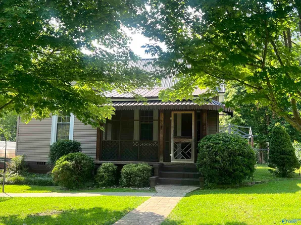 7 Hinsdale Ave, Gadsden, AL 35904