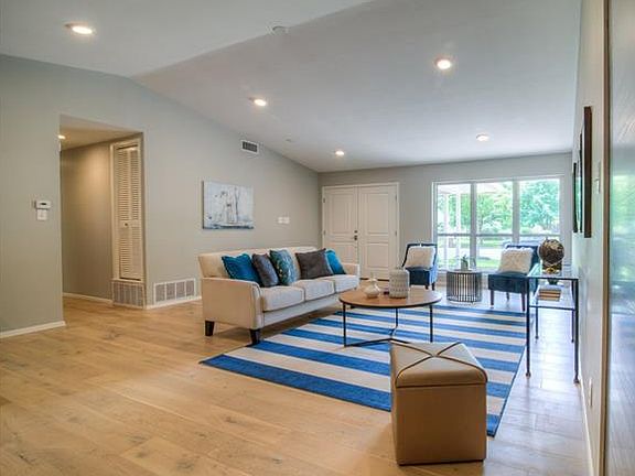 5th image of 2110 Teakwood Dr