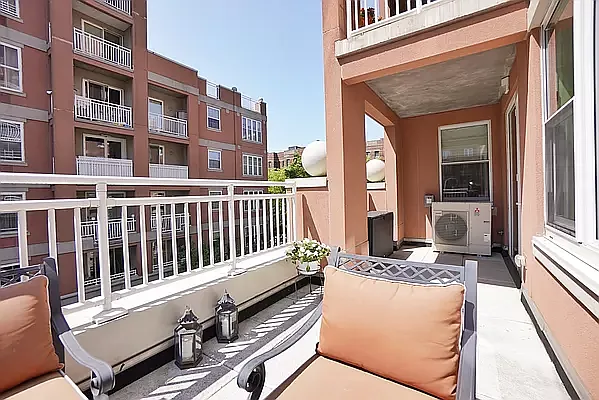 Sold by Golden Real Corp. | media 9