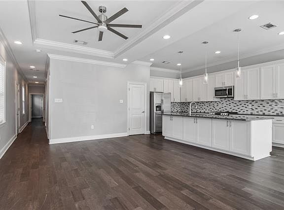 2nd image of 8711 Green St