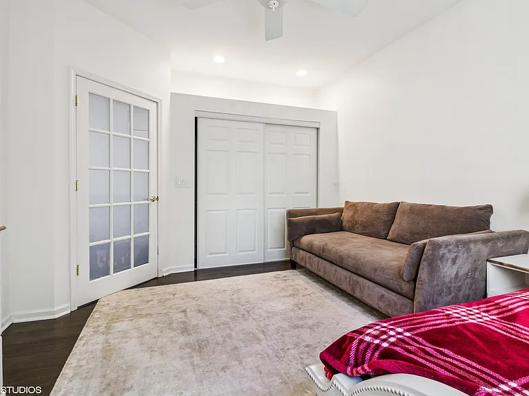 3304 Rollingridge Rd — Photo 23