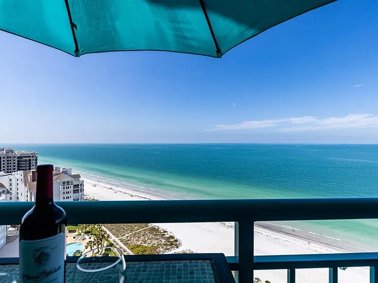 1560 Gulf Blvd #1605 — Photo 4