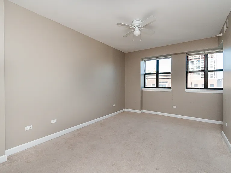 451 W Huron St #703 — Photo 17