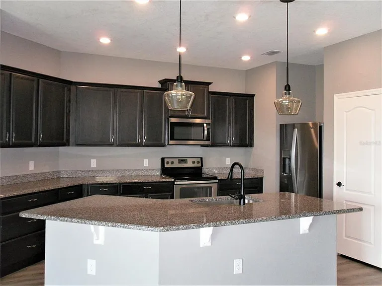 10638 Laguna Plains Dr — Photo 10
