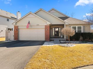 2155 Columbine Ct, Round Lake, IL 60073