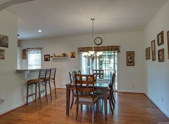 5th image of 103 Sparta Dr