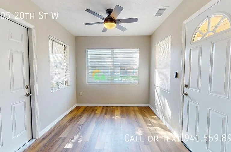 2205 20th St W — Photo 17