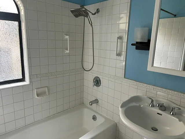 307 Moosehead Dr — Photo 4