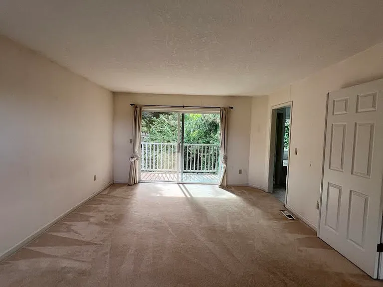 7673 SW Millerglen Dr — Photo 12