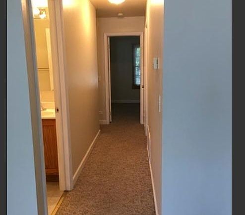 Passageway to bedrooms