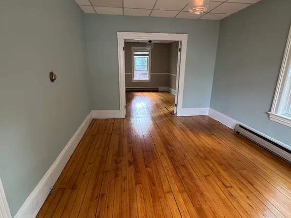 33-37 Eastern Ave #33, Northampton, MA 01060