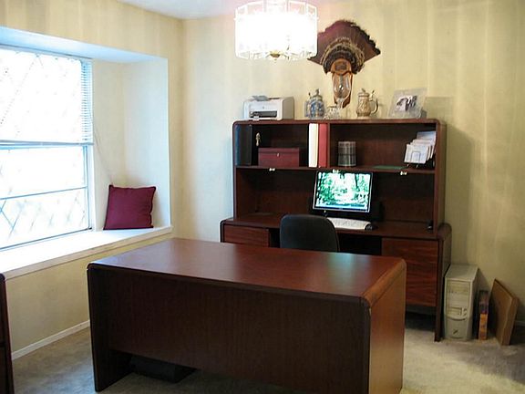 2nd image of 6214 Vinewood Ln