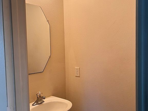 Half Bath (Fisrt Floor)