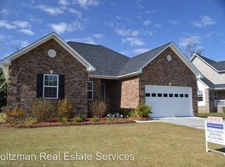 1251 Peacock Trl, Hinesville, GA 31313