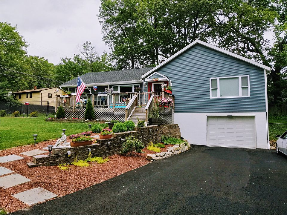 2nd image of 239 Knox Way