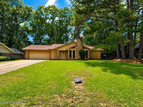 5209 Sycamore Dr, Jackson, MS 39212