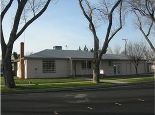 2105 T St, Merced, CA 95340