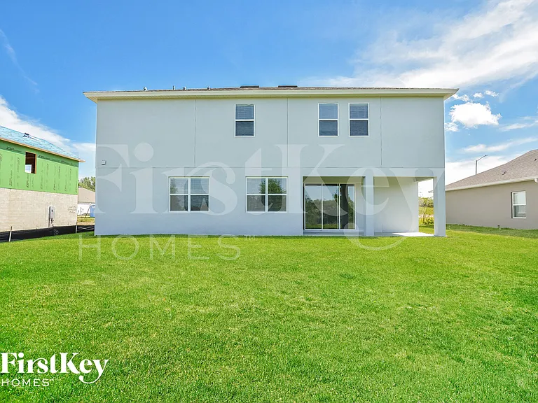 611 Avila Pl — Photo 15