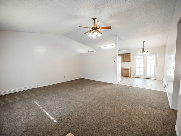 2nd image of 471 Mountain Vista Dr