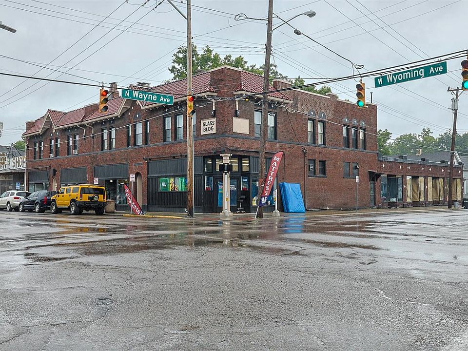 2nd image of 600 W Wyoming Ave