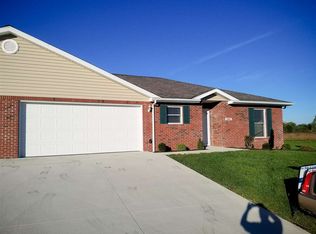 W End Common Ground, Winchester, IN 47394