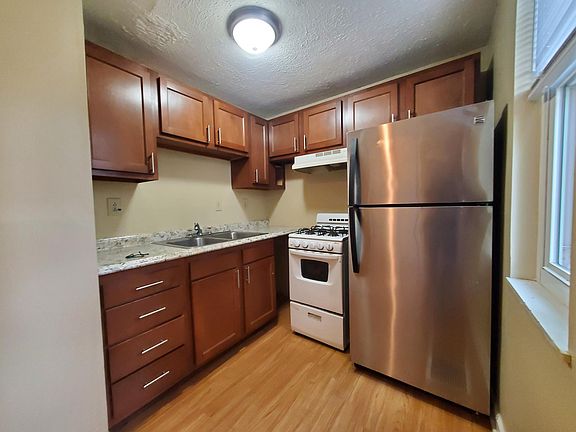 4th image of 1949 N 4th St APT B