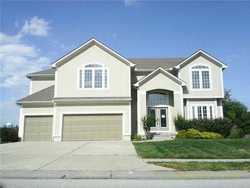 1st image of 1409 SE Woodbine Dr