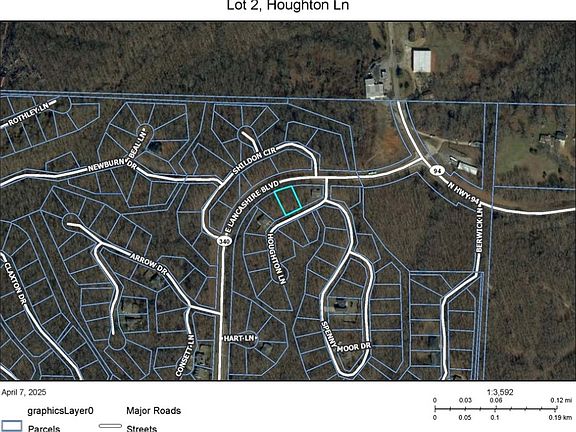 5th image of 2 Houghton Ln