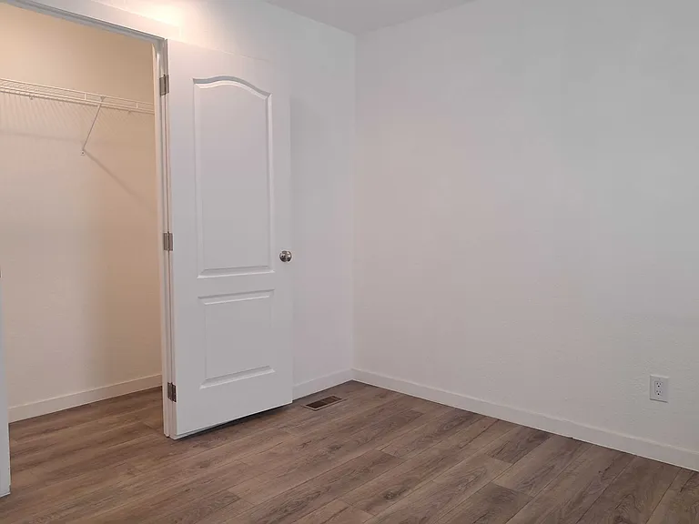 2701 E Allred Ave #81 — Photo 41
