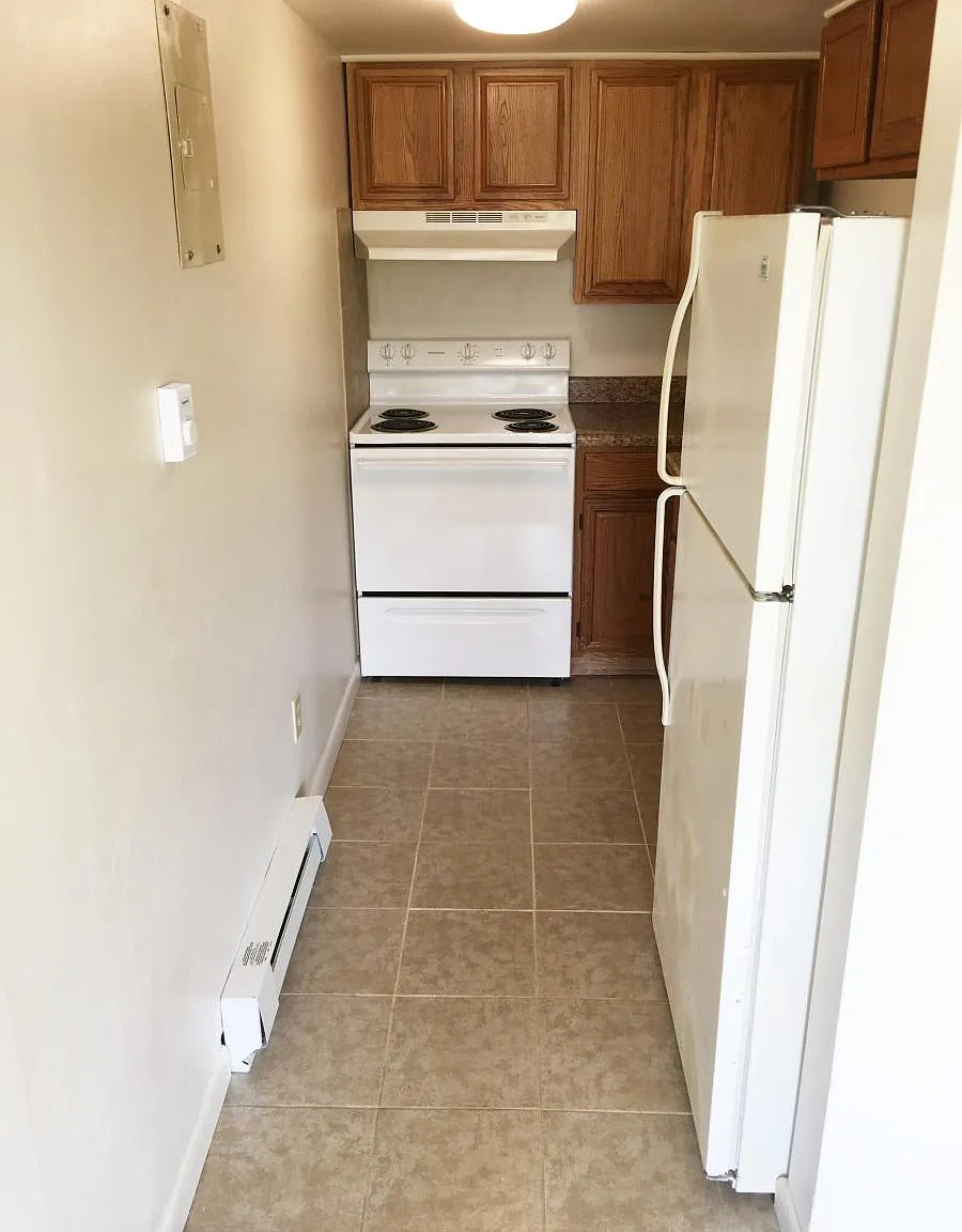 1 bed, 700 sqft, $1,095 — Photo 2