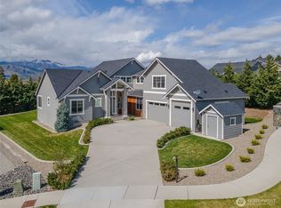 818 S Lamplight Ln, East Wenatchee, WA