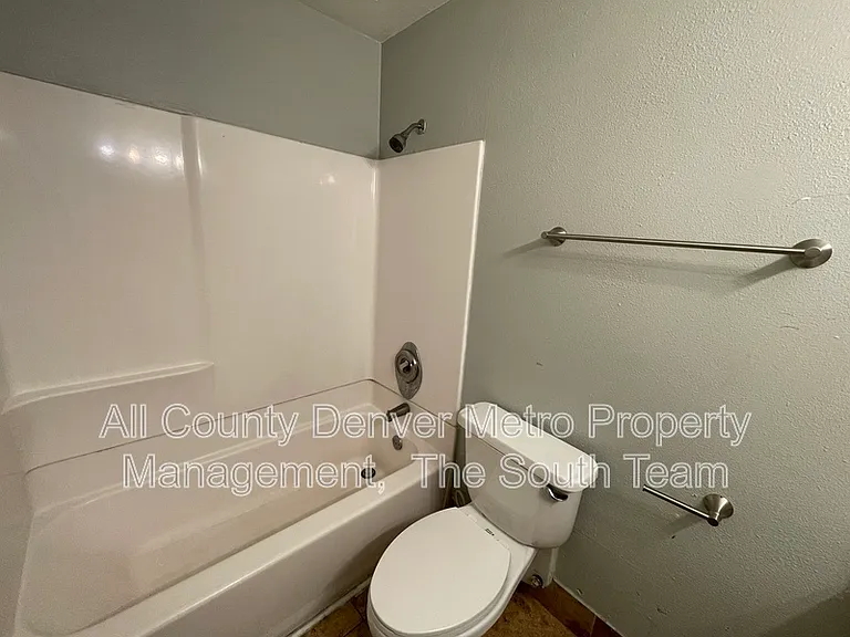 1590 Clinton St #203 — Photo 11