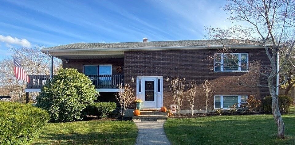 1st image of 24 Diamond St
