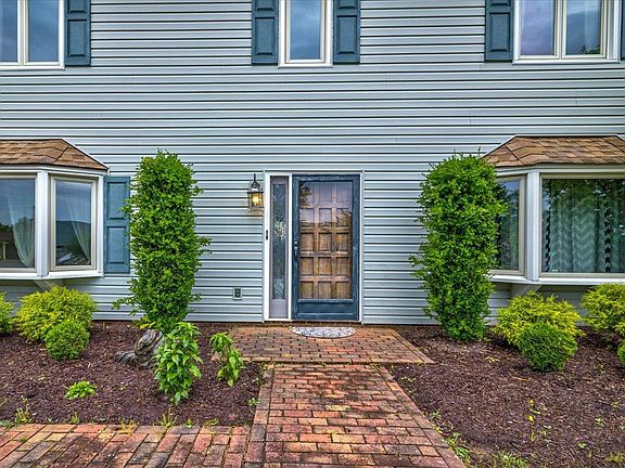 3rd image of 5105 Baldwin Ct