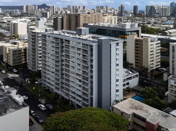 1621 Dole St APT 1101, Honolulu, HI 96822