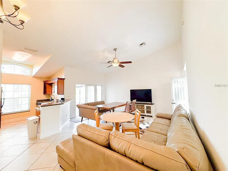 2474 Saint Augustine Blvd — Photo 5